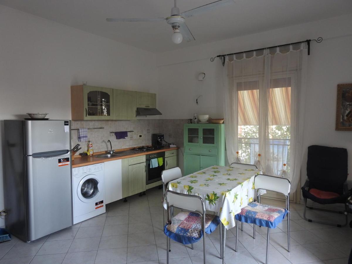 Leonardo Apartment Капачи Екстериор снимка